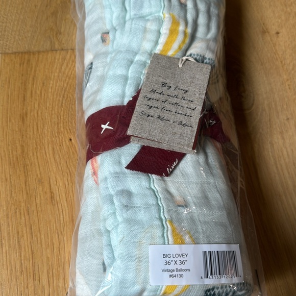 Milkbarn | NWT | Big Lovey - Vintage Balloons - 36” x 36” - Picture 2 of 4